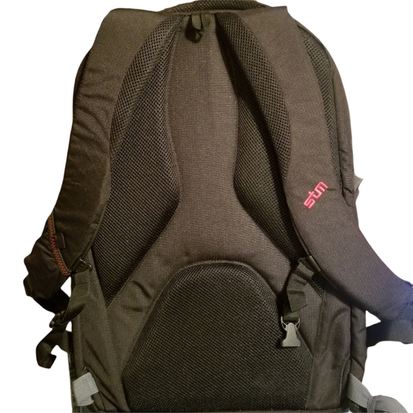 STM Black Padded Laptop Backpack NWOT - Picture 2 of 7